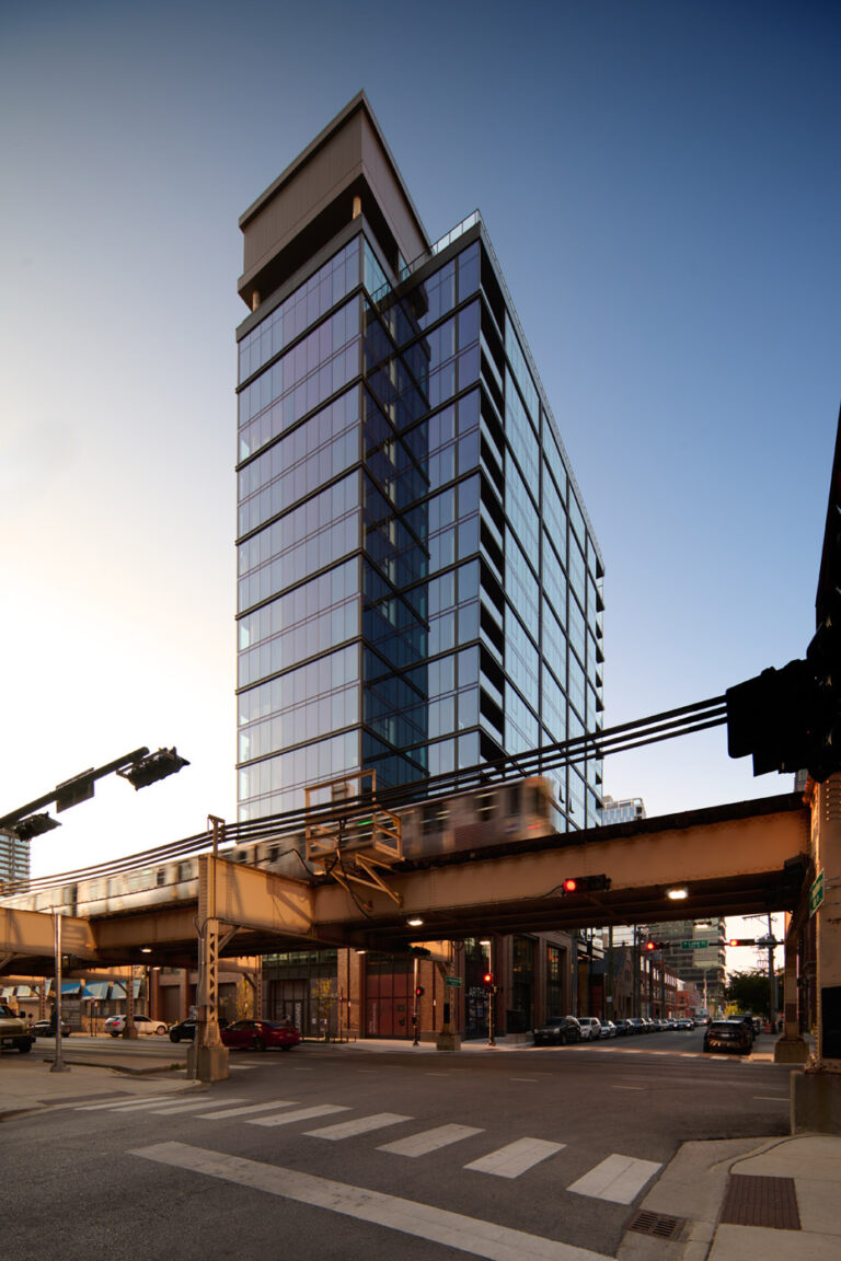 210 N Aberdeen